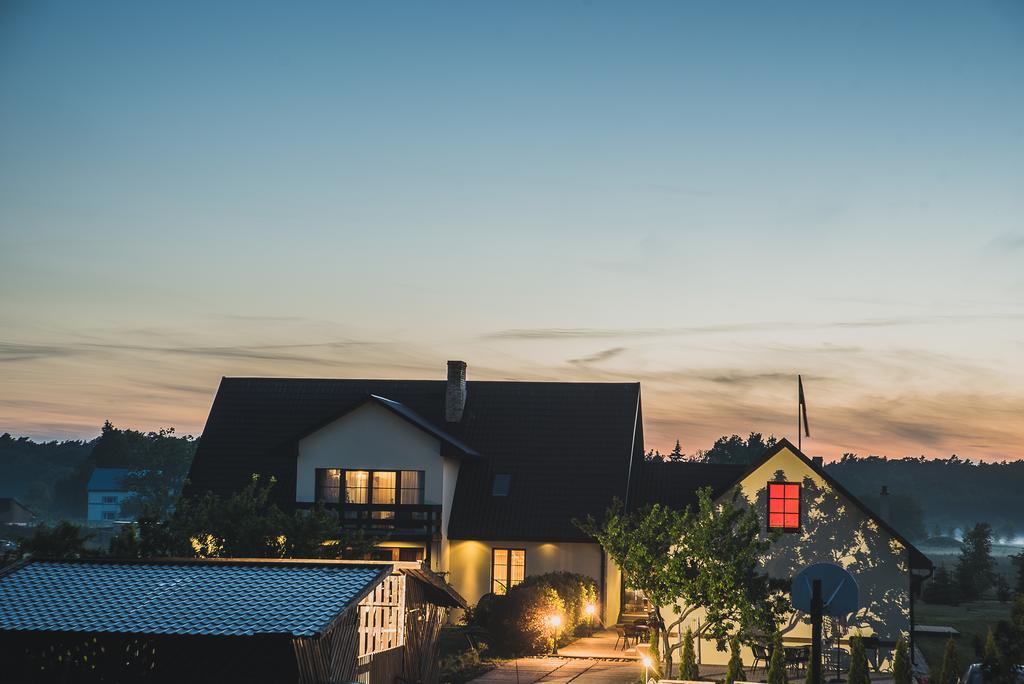 Viesu Nams Kapsargi Hotel Ventspils Exterior foto